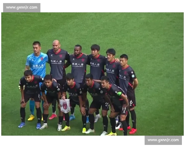 小组第一锁定!XX队上演酣畅淋漓的胜利! 小组第一锁定!XX队上演酣畅淋漓的胜利!